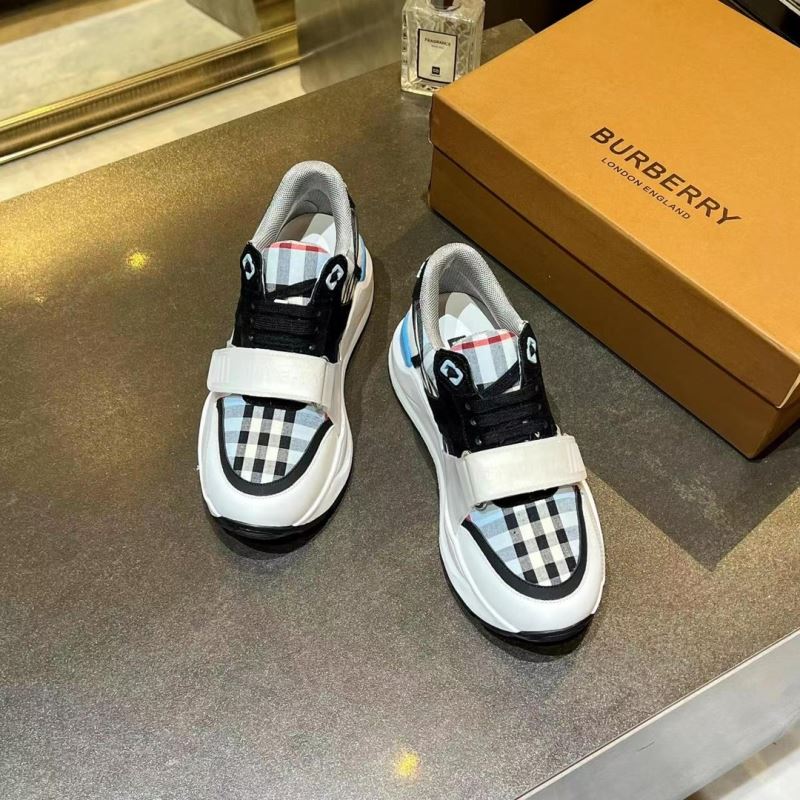 Burberry Low Shoes